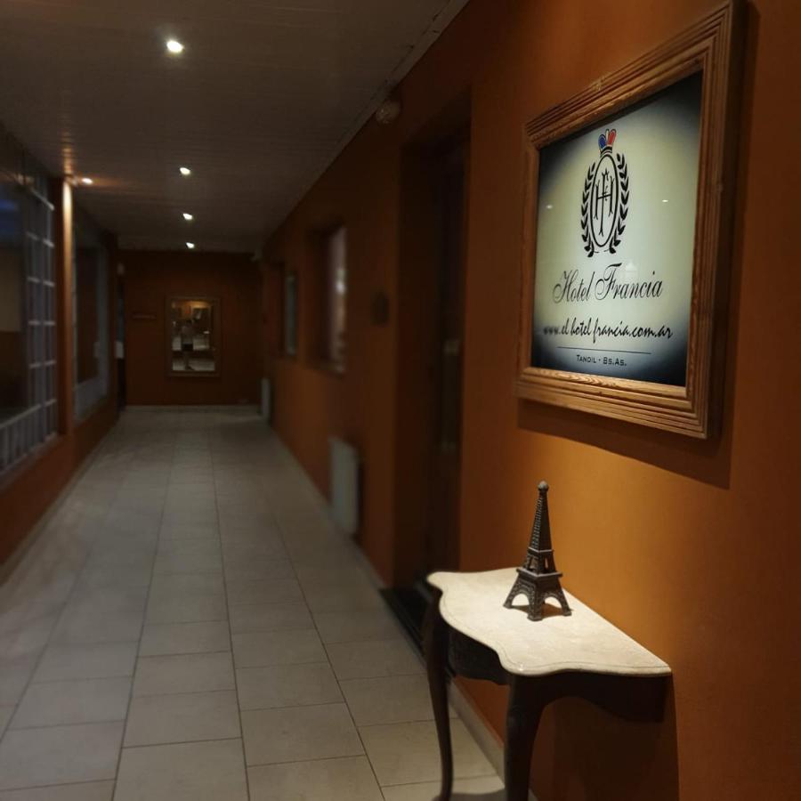 Hotel Francia Tandil Eksteriør billede