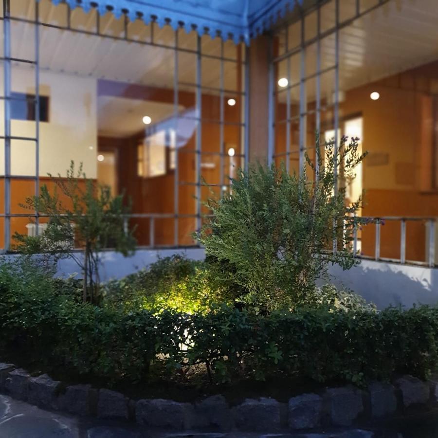 Hotel Francia Tandil Eksteriør billede