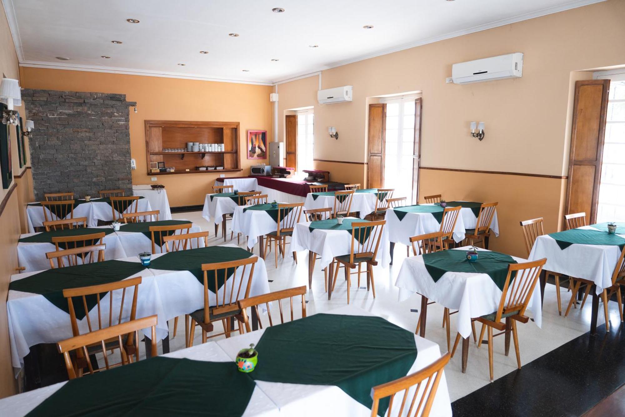 Hotel Francia Tandil Eksteriør billede