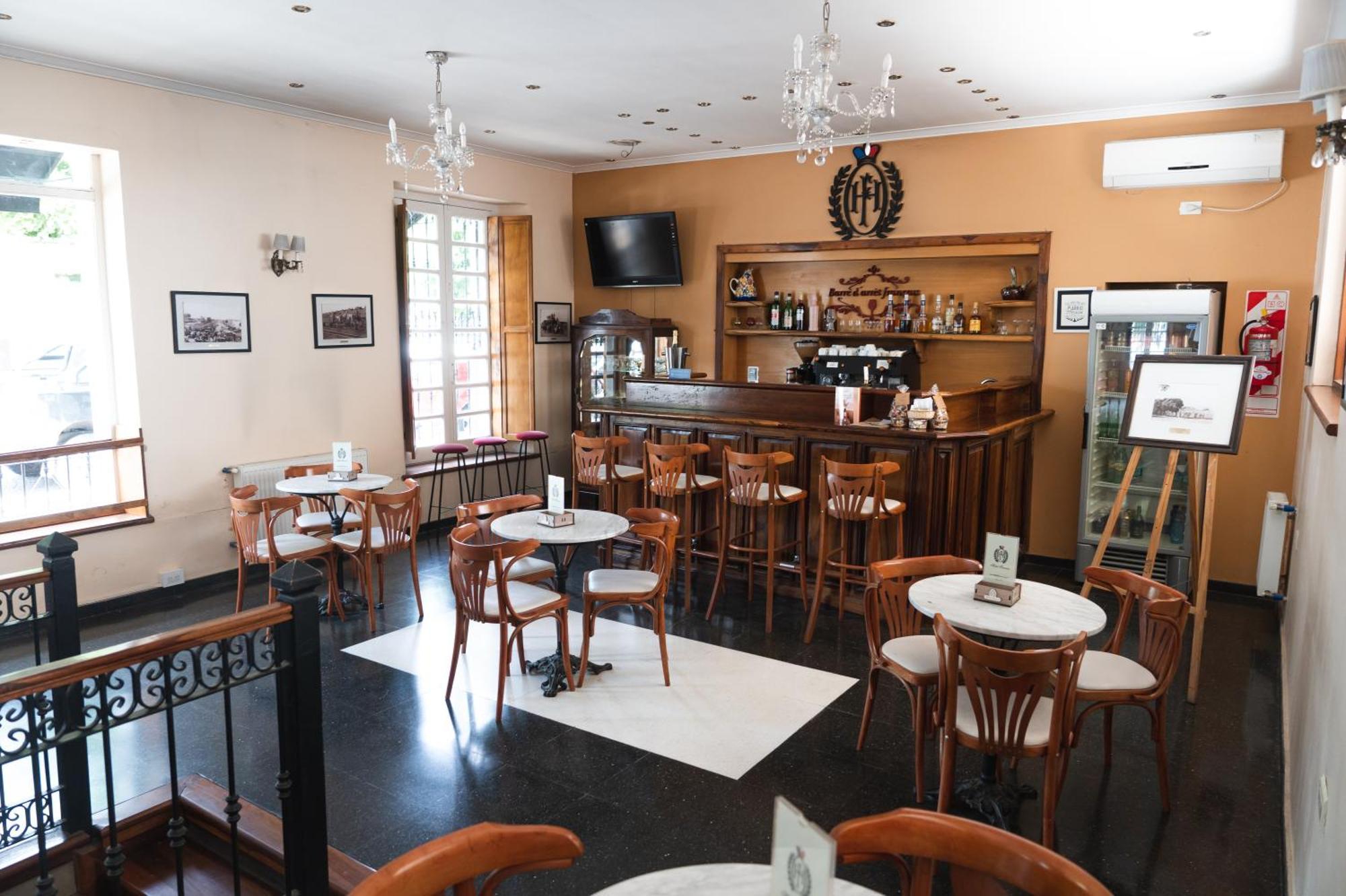 Hotel Francia Tandil Eksteriør billede